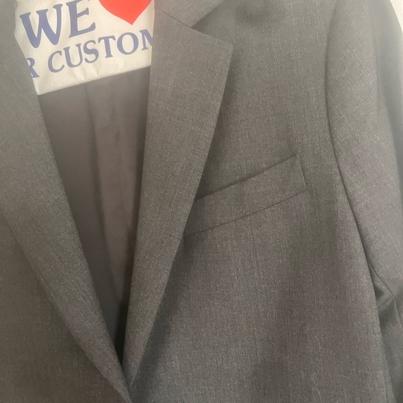 Theory gray 2 button blazer, size 2 - Picture 6 of 9